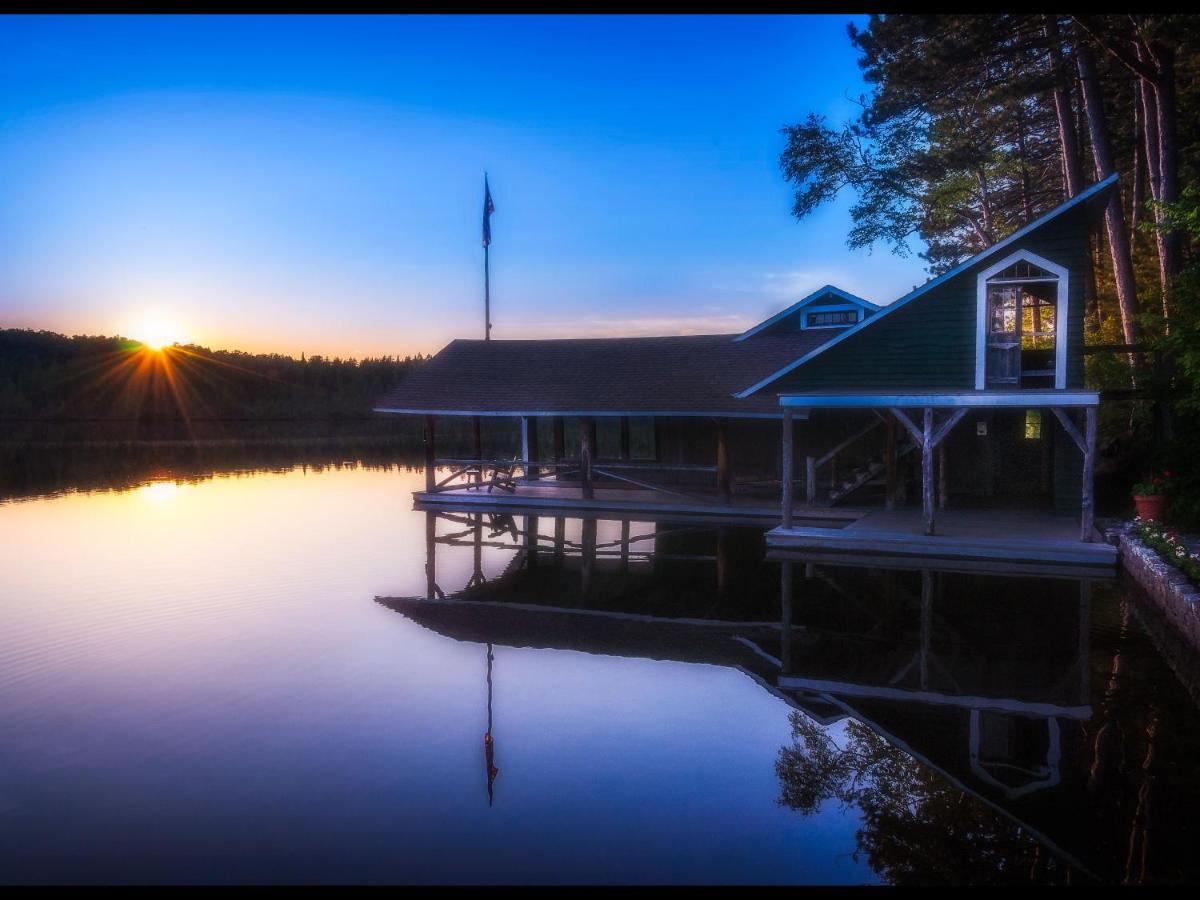 Hotel White Pine Camp Paul Smiths Exteriér fotografie