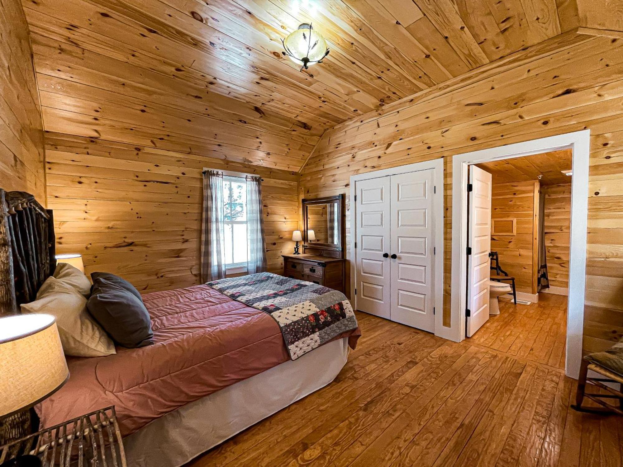Hotel White Pine Camp Paul Smiths Pokoj fotografie