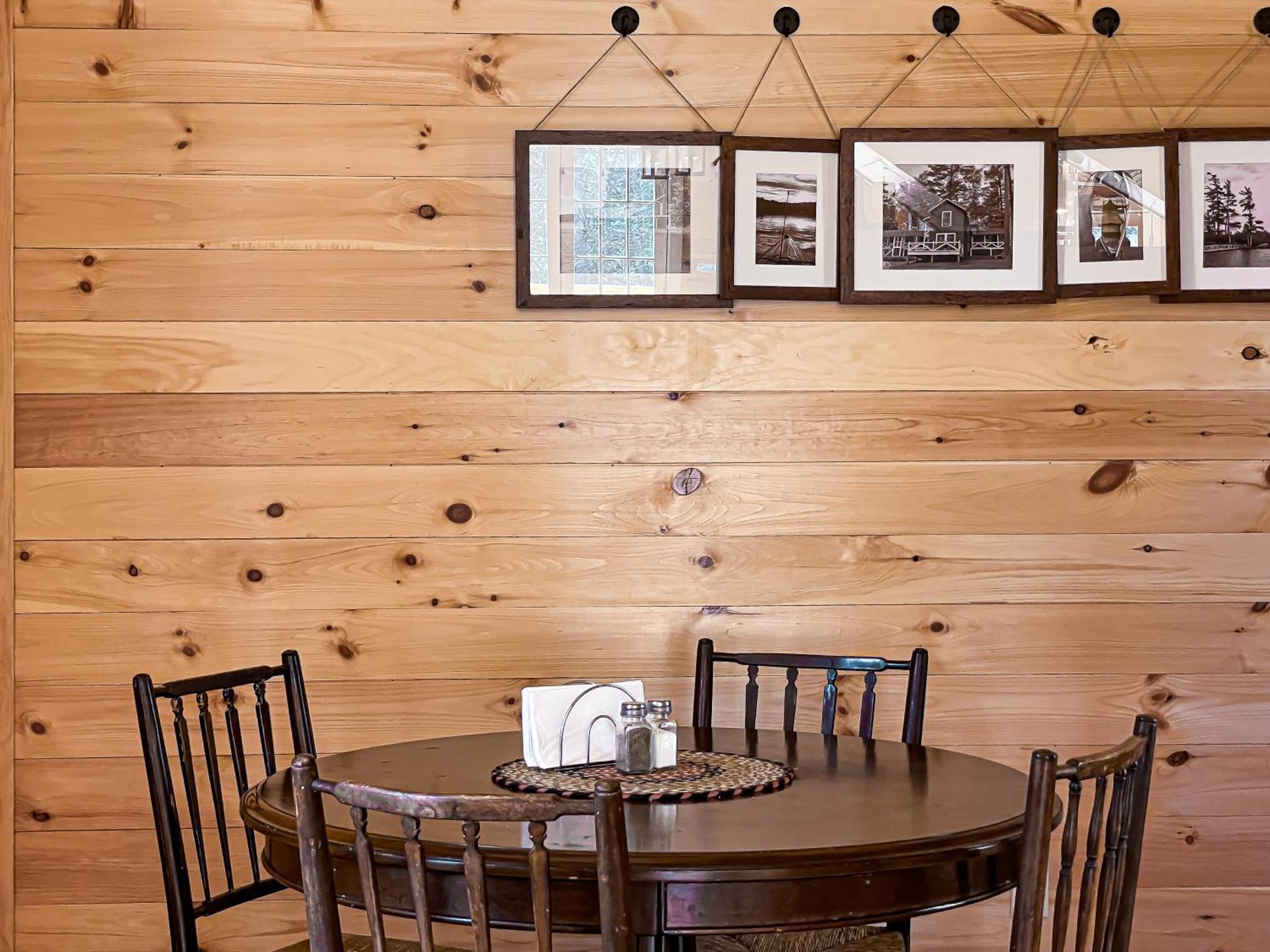 Hotel White Pine Camp Paul Smiths Pokoj fotografie